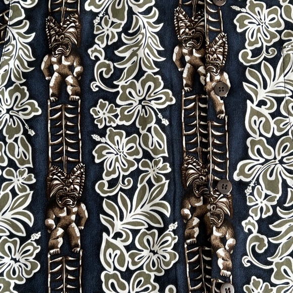 Pipeline Aloha Shirt Navy and Khaki Tiki Floral Button Up Size Small - Picture 7 of 12